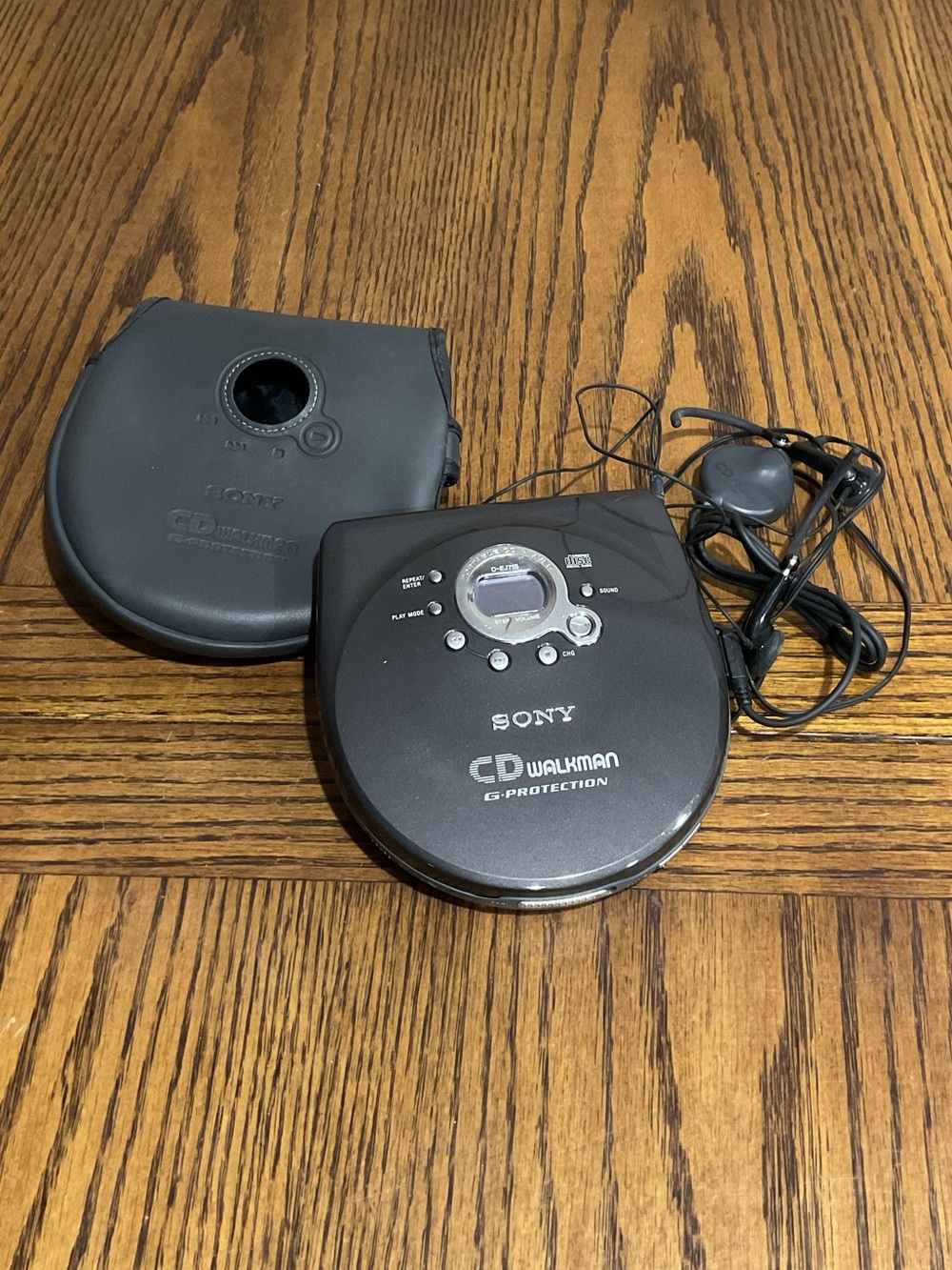 Sony CD Walkman Portable CD Player G Protection in case with Sony wired ear buds